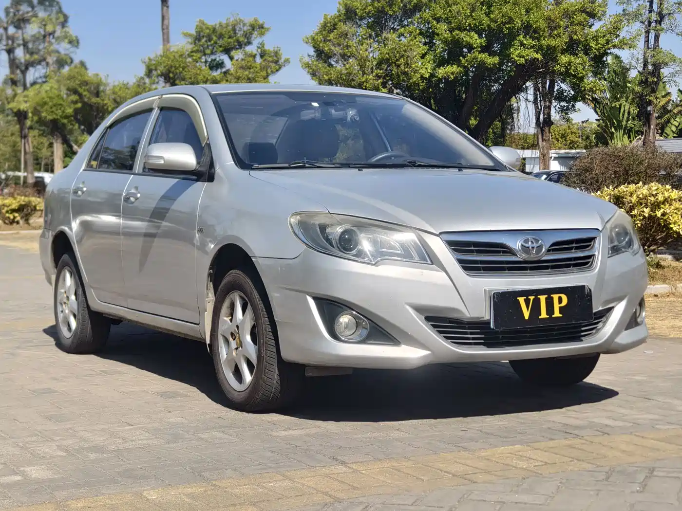 Toyota Corolla 2013 1.6L Automatic Excellence Edition фото 3