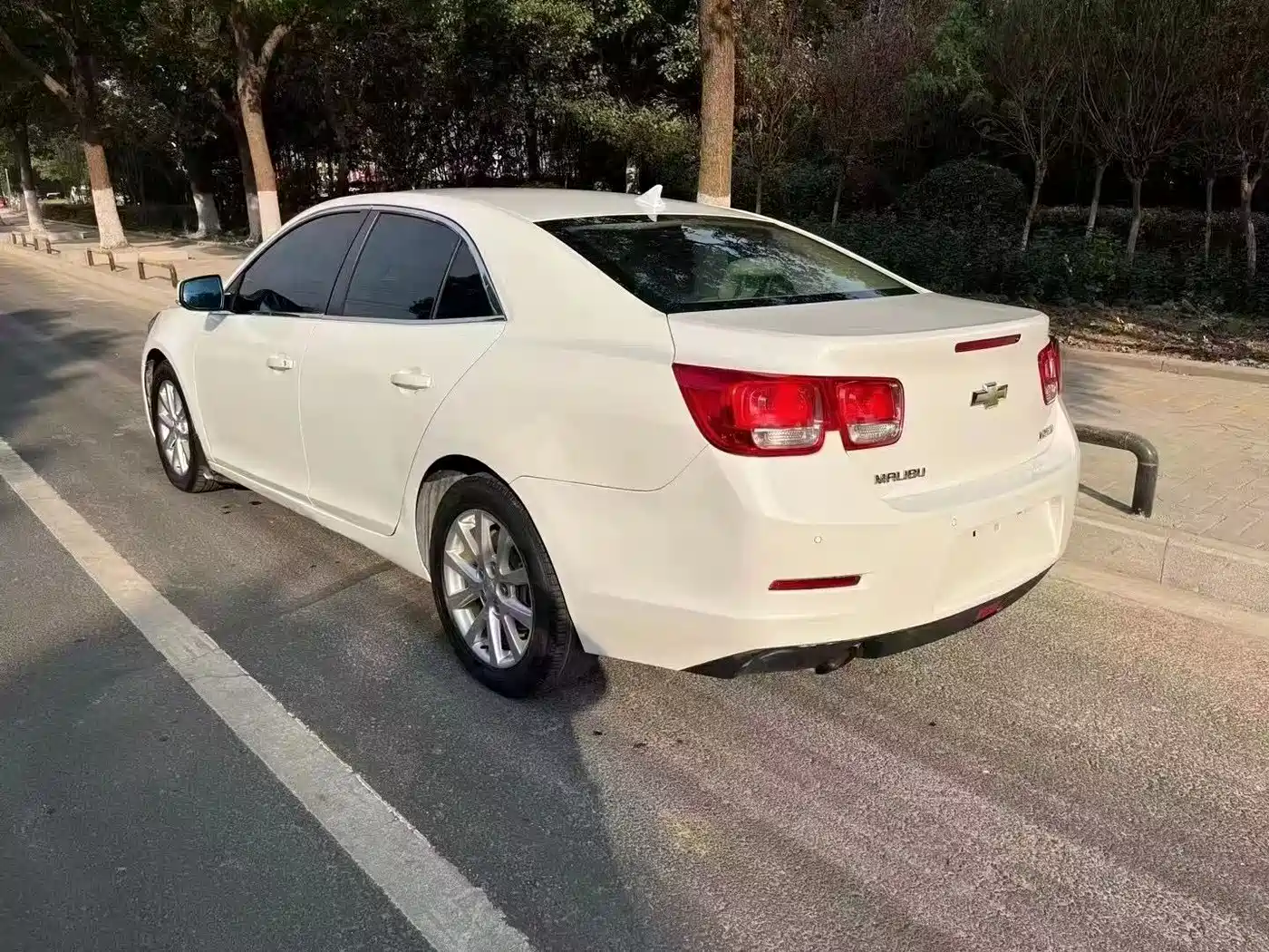 Chevrolet Malibu 2013 2.0L Automatic Luxury Edition фото 5