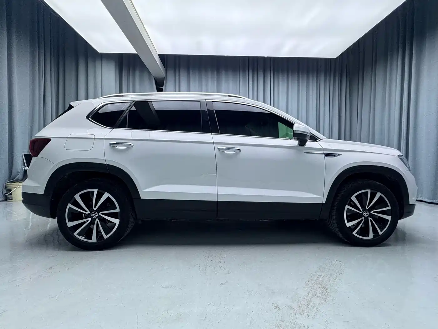 Volkswagen Tharu 2022 280TSI FWD Luxury Edition фото 5