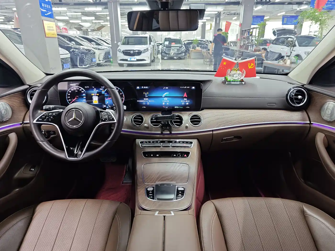 Mercedes-Benz E-Class 2023 E 300 L Luxury фото 4