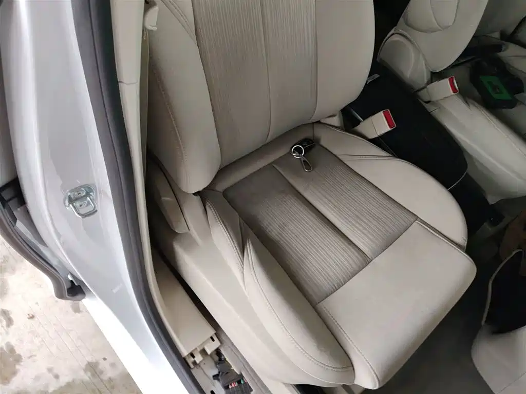 Buick GL8 2023 ES Landmaster Comfort фото 25