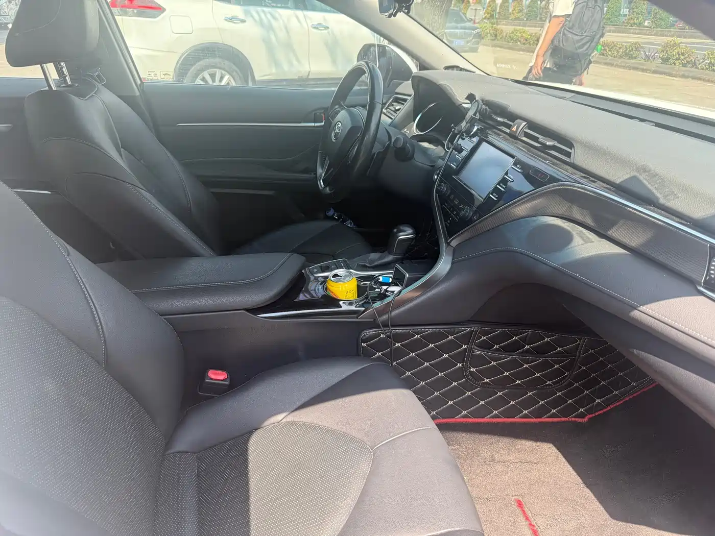 Toyota Camry 2018 2.5S Trend Edition фото 10