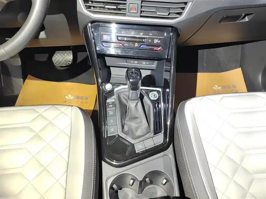Volkswagen Tayron 2024 330TSI 2WD Luxury Plus Advanced фото 16