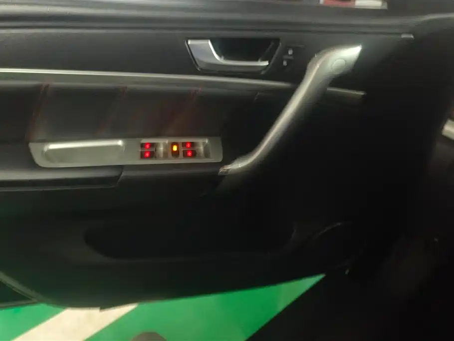 Haval M6 2019 1.5T DCT 2WD Value Edition (China VI) фото 6