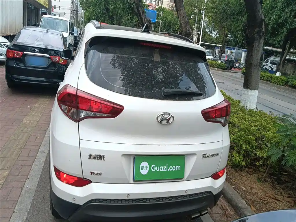 Hyundai Tucson 2015 1.6T Dual Clutch 2WD Smart фото 6