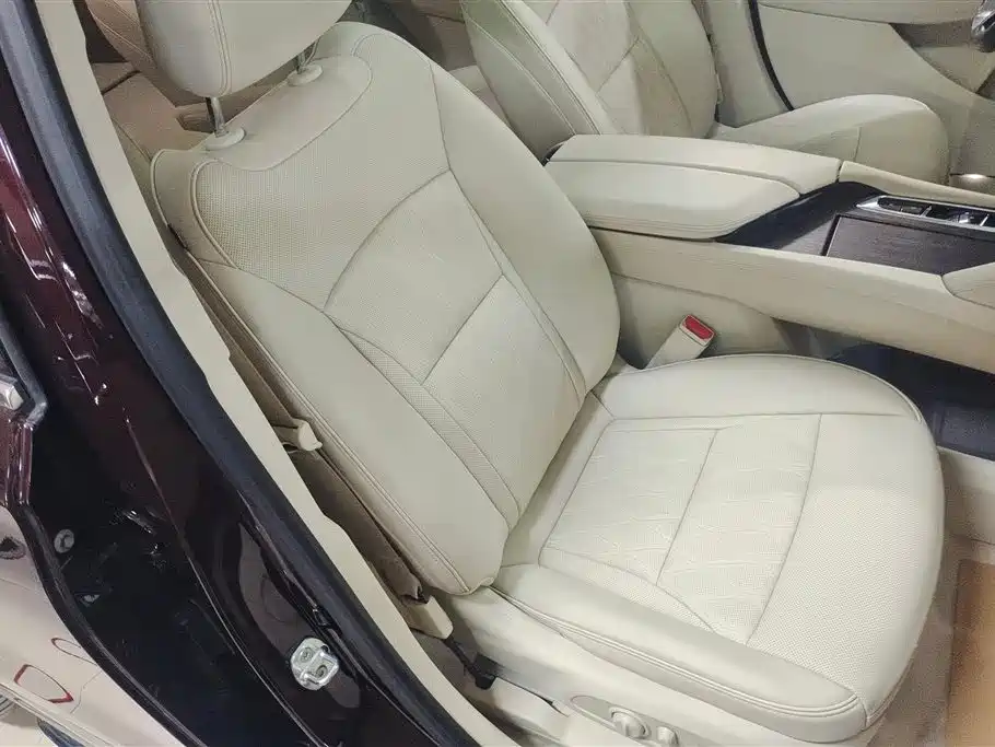 Buick Enclave 2022 652T 4WD Avenir 6-Seater фото 8