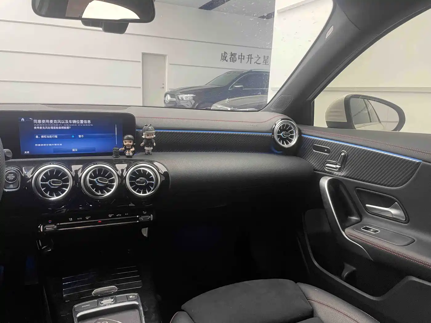 Mercedes-Benz A-Class 2024 A 200 L Fashion Edition фото 3
