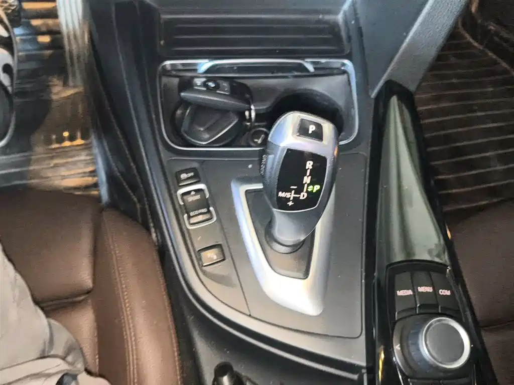 BMW 3 Series 2018 320Li Fashion Style фото 7
