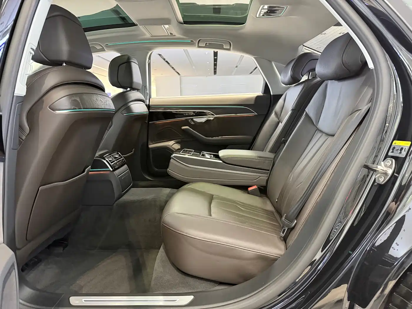 Audi A8 2019 Plus A8L 50 TFSI quattro Comfort фото 12