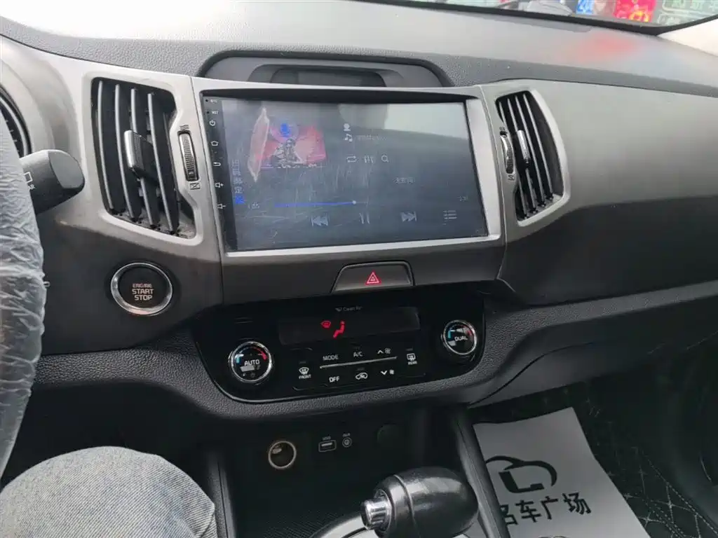Kia Sportage 2016 2.0L Automatic 2WD GLS фото 13