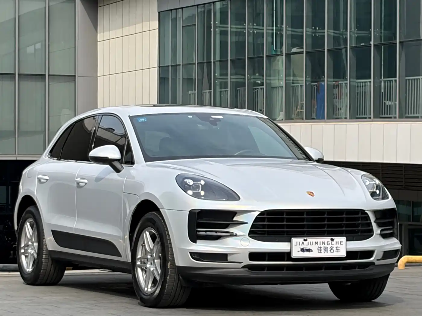 Porsche Macan 2020 Macan 2.0T фото 3