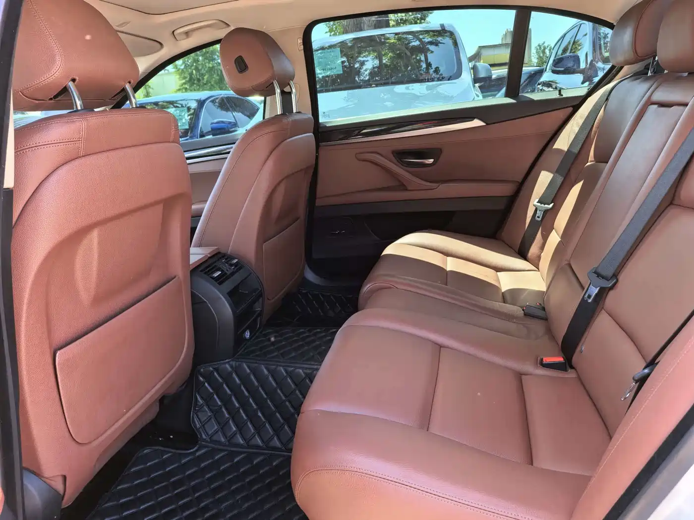 BMW 5 Series 2017 520Li Classic Edition фото 8