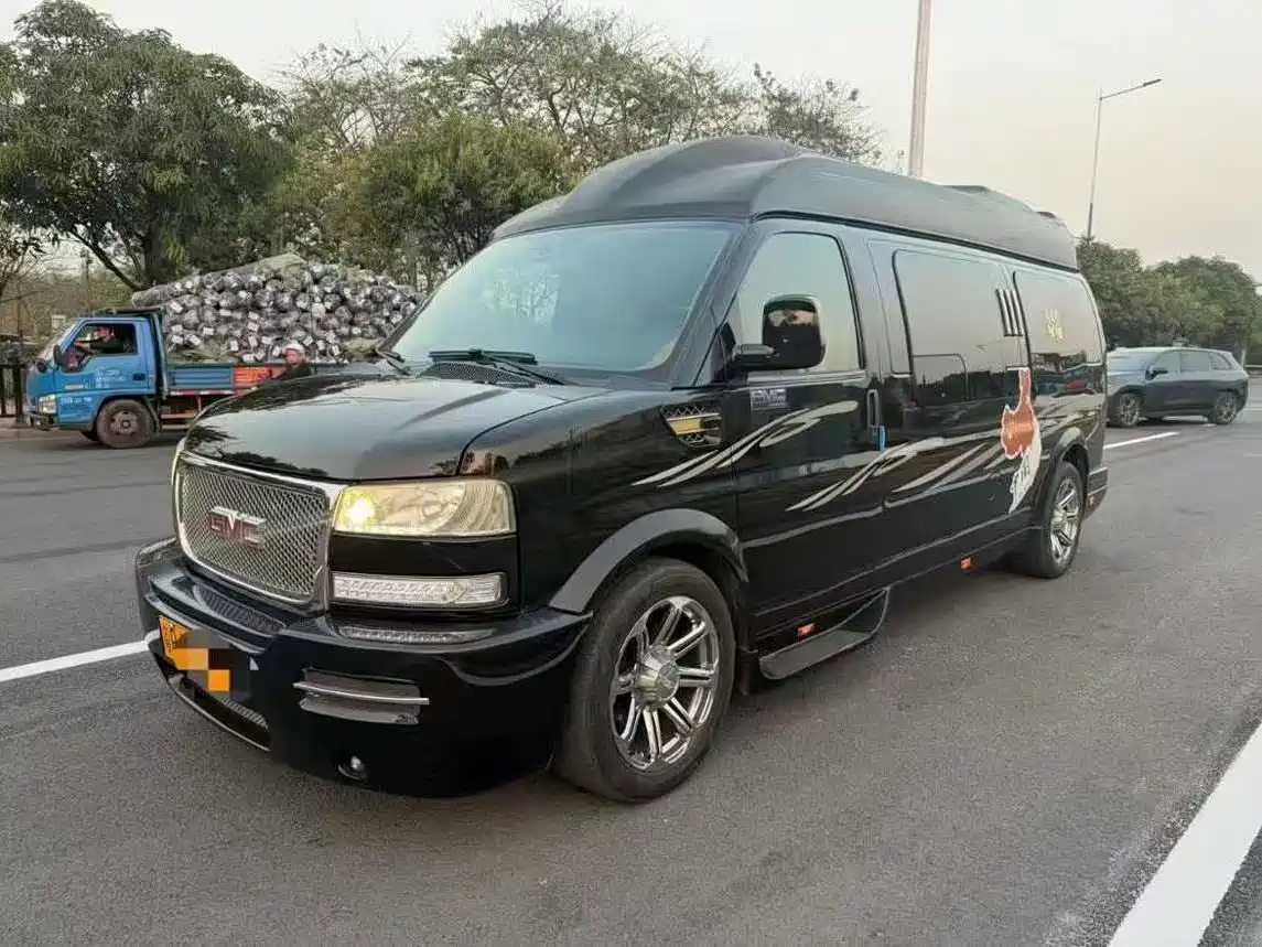 GMC Savana 2014 2014 6.0L G1500L Leader Class