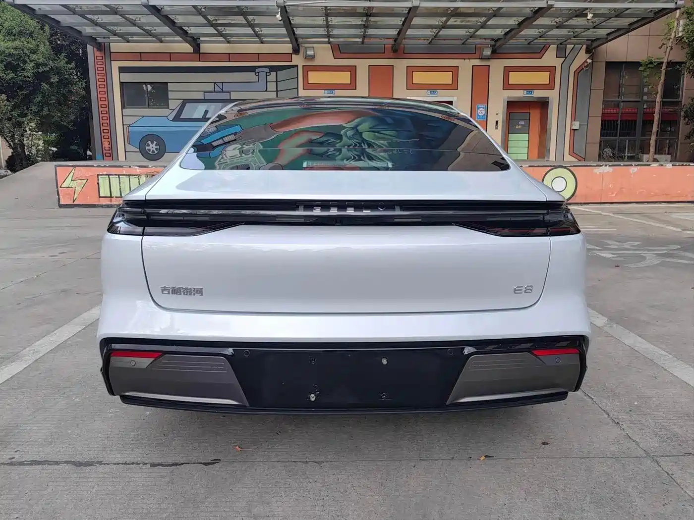 Geely Galaxy Galaxy E8 2024 665km RWD Starship Voyager Edition фото 8