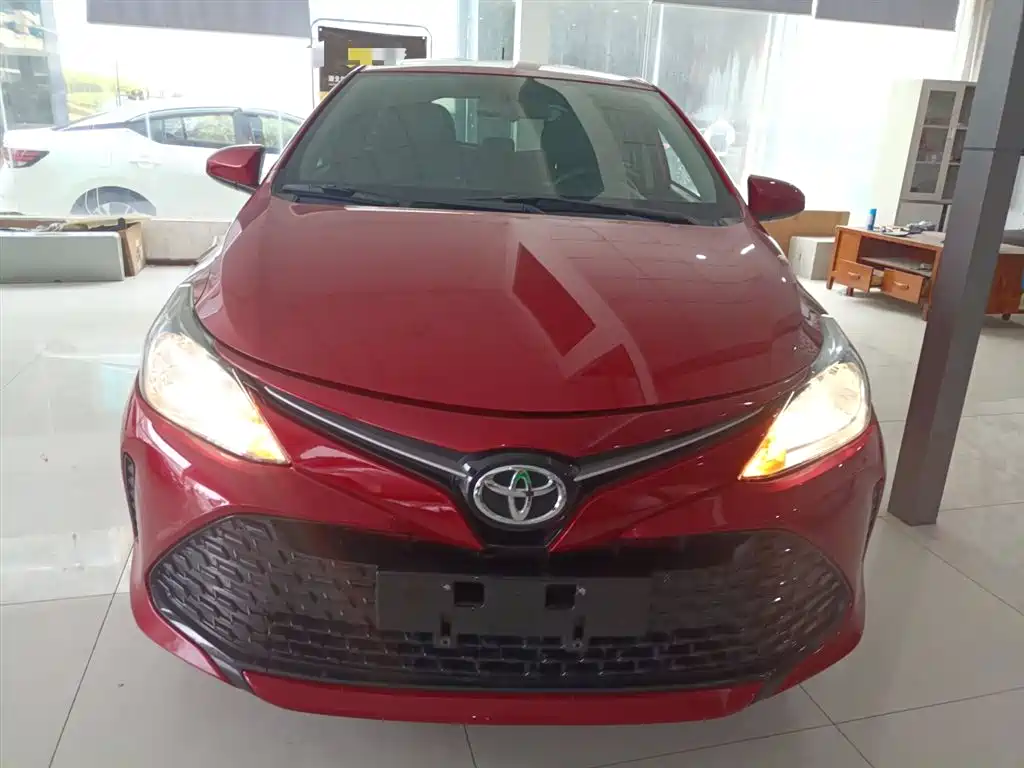 Toyota Vios FS 2017 1.5L CVT Fengchi Edition фото 3