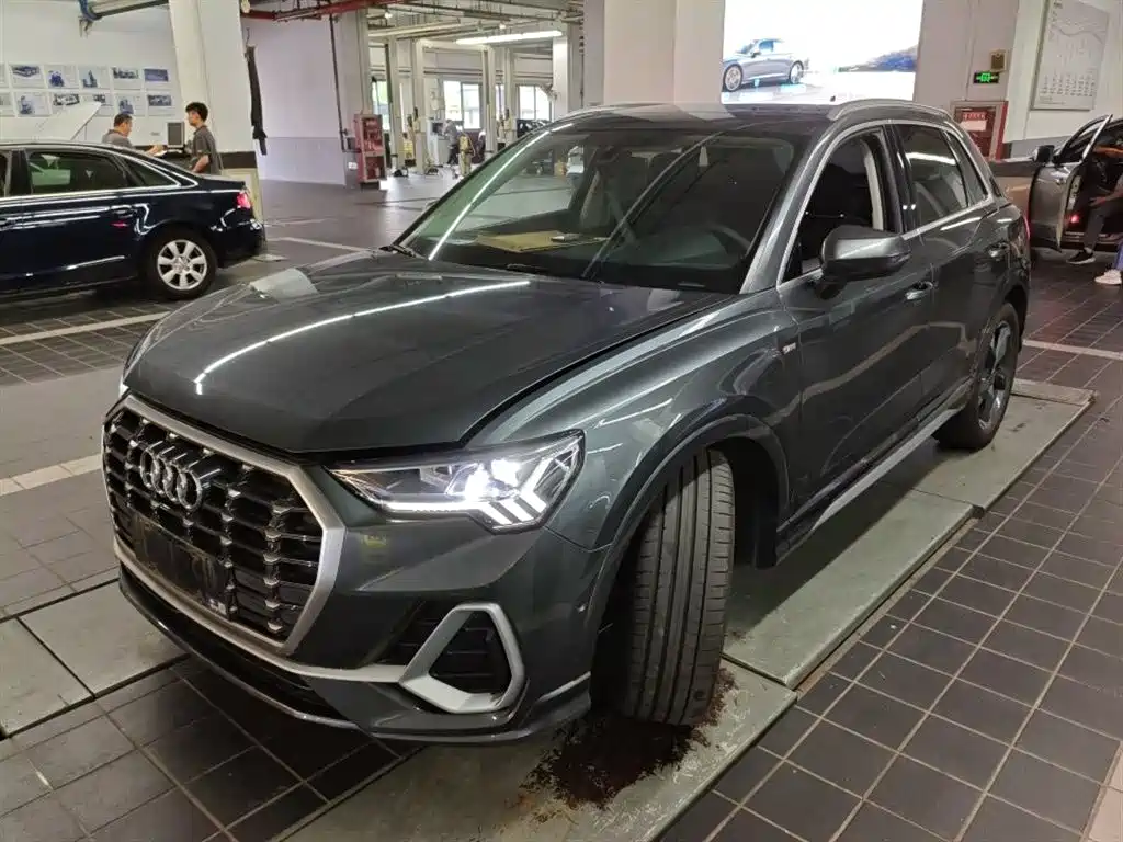 Audi Q3 2022 35 TFSI Fashion Dynamic