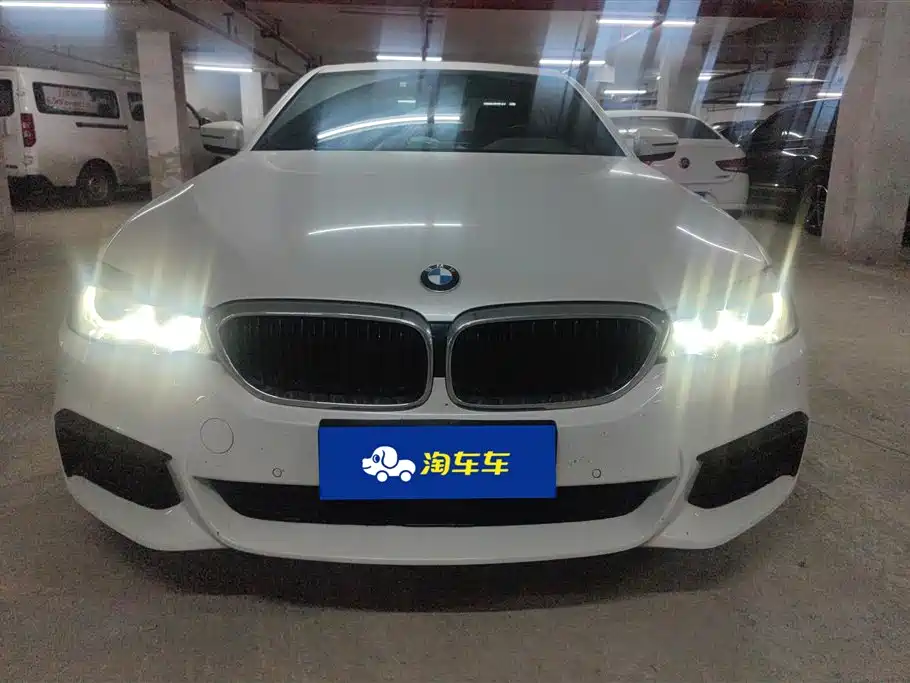 BMW 5 Series 2020 525Li M Sport Package фото 2