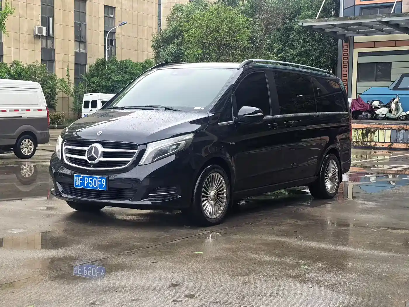 Mercedes-Benz V-Class 2018 V 260 Premium Edition China V фото 3