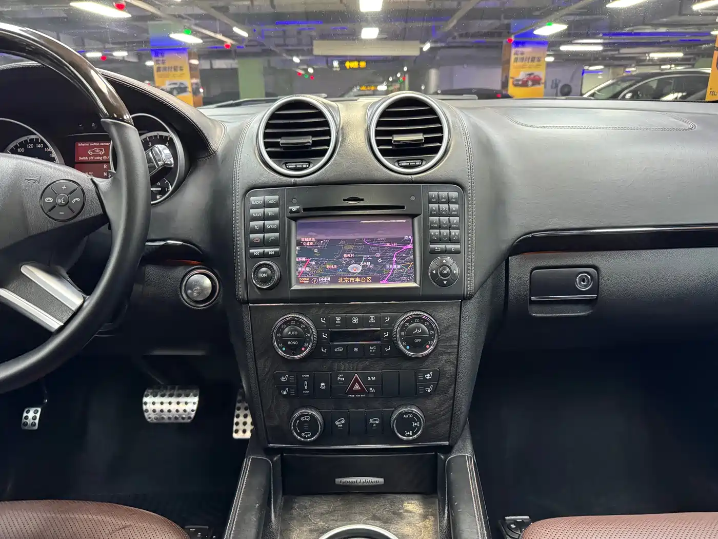 Mercedes-Benz GL-Class 2011 GL 450 Prestige Grand Edition фото 22