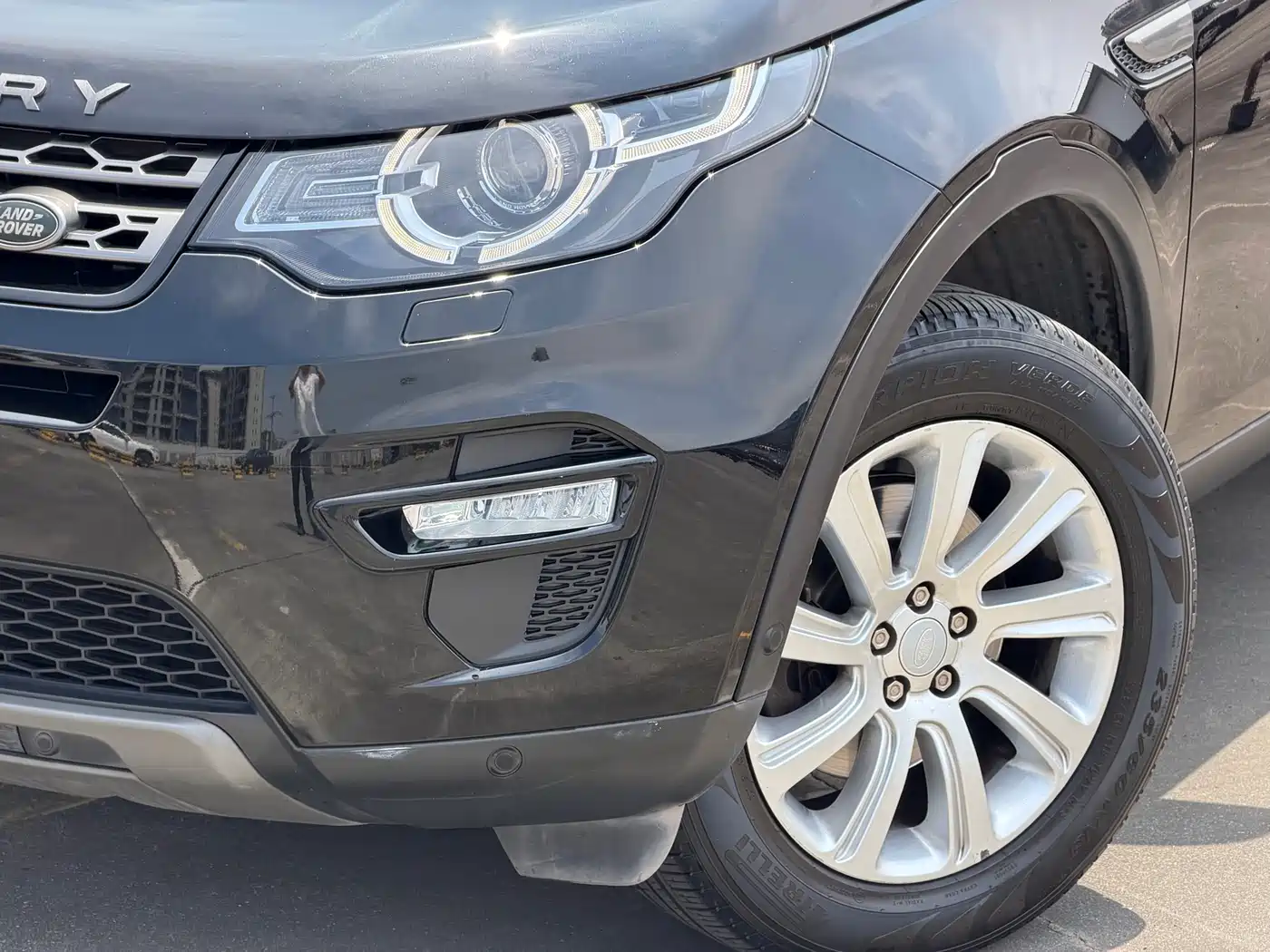Land Rover Discovery Sport 2018 240PS SE Edition фото 4