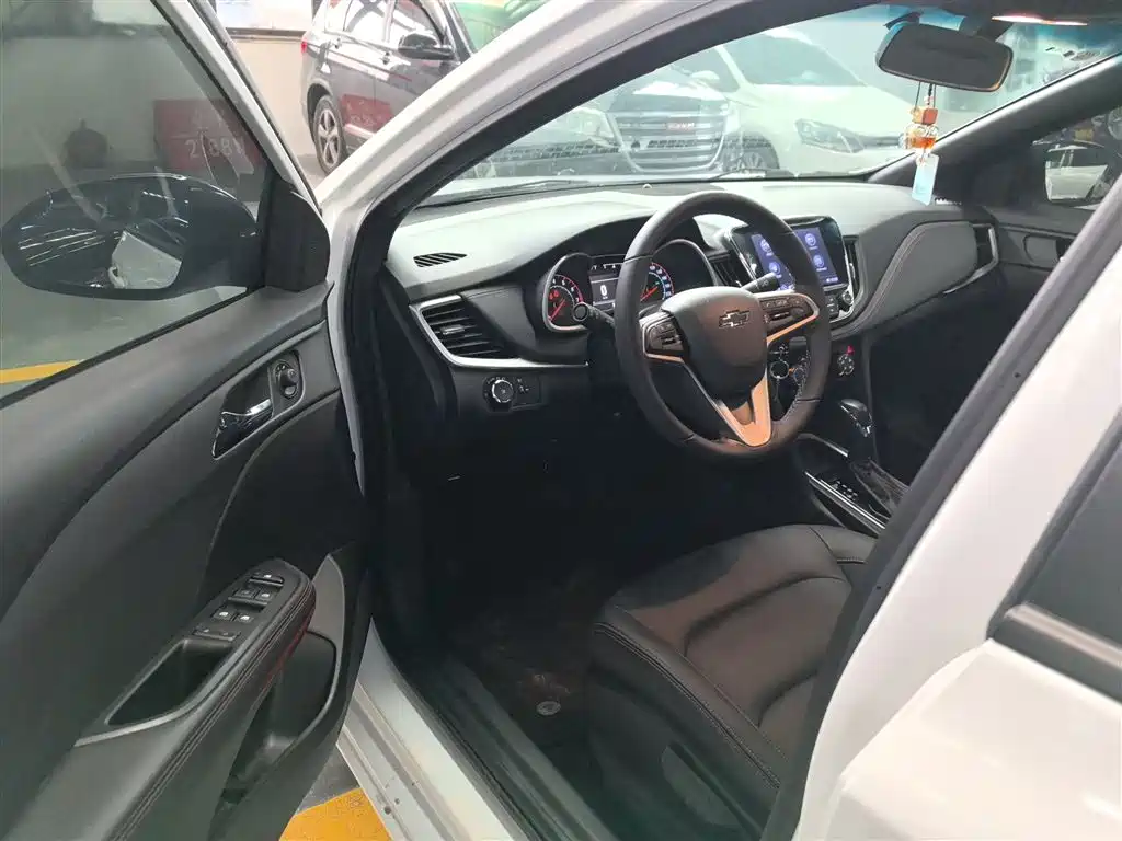 Chevrolet Monza 2020 Mild Hybrid RS 330T Automatic Smooth Edition фото 12