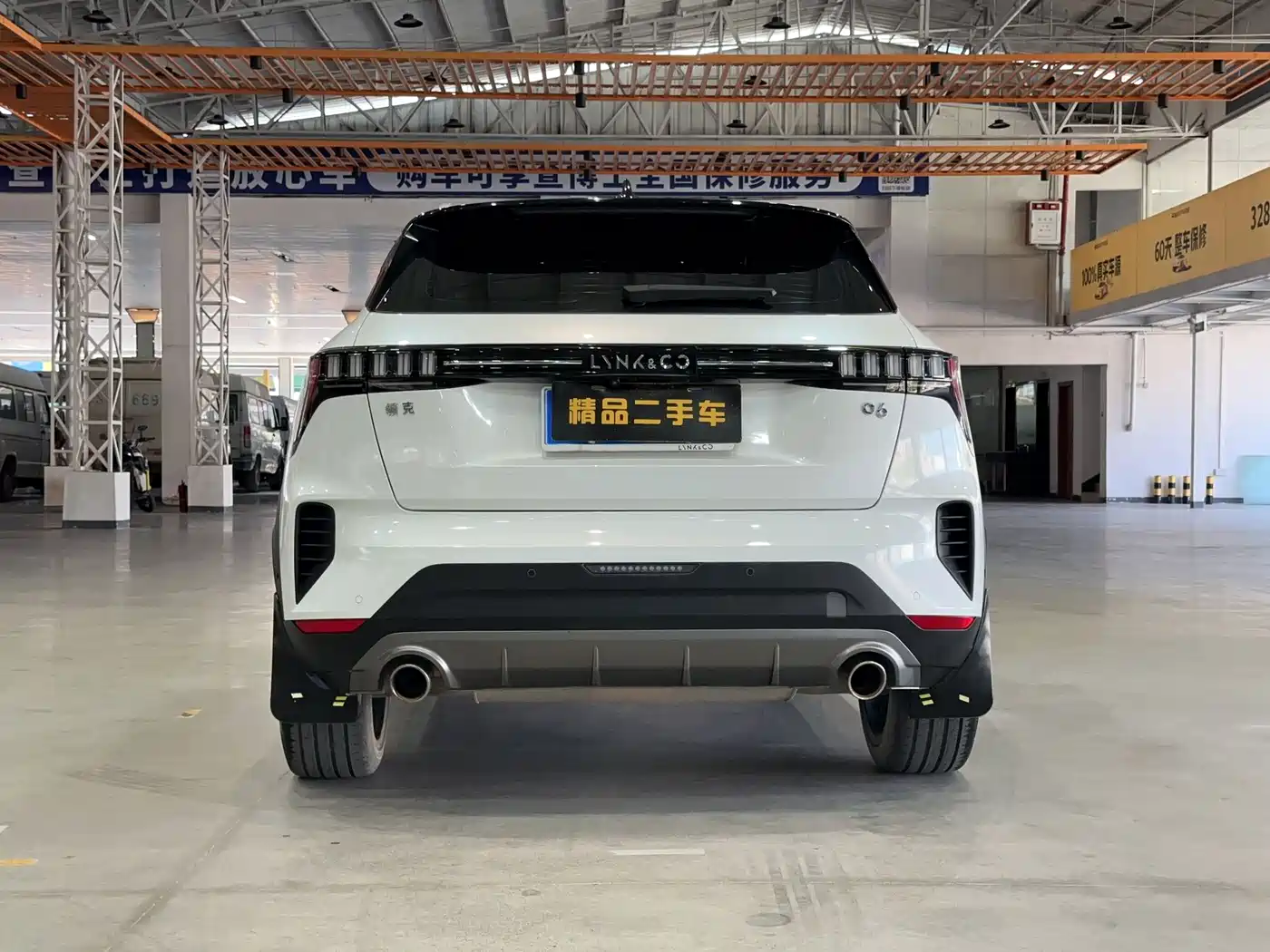 Lynk & Co 06 2020 1.5T Halo фото 2
