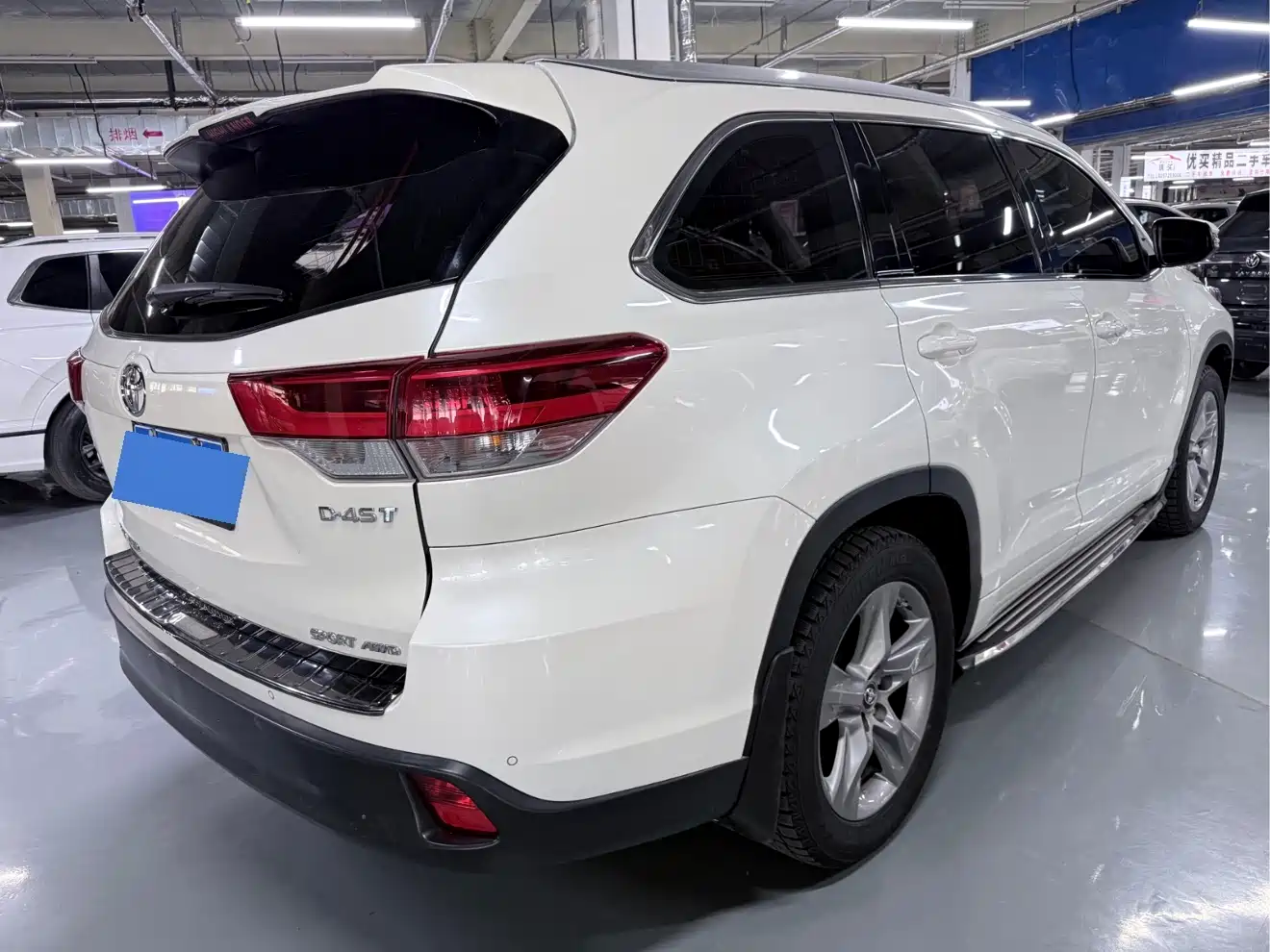 Toyota Highlander 2018 2.0T 4WD Luxury 7-seater (China V) фото 19