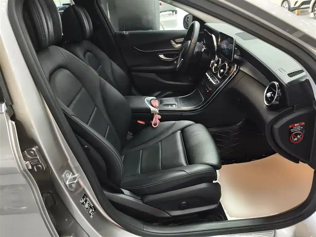 Mercedes-Benz C-Class 2019 C 260 L Sport фото 20