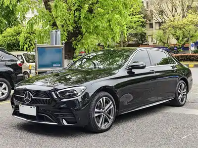 Mercedes-Benz E