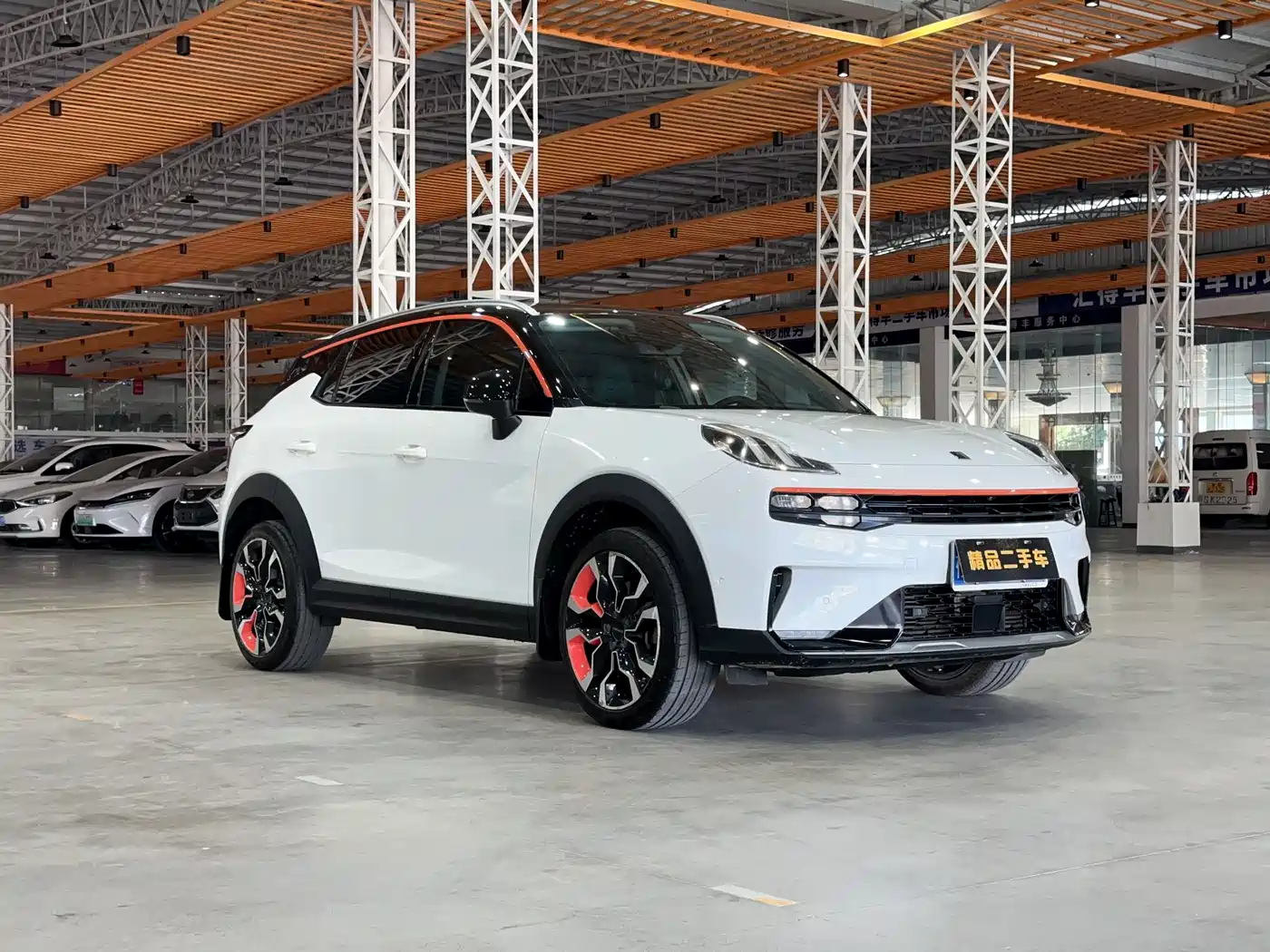 Lynk & Co 06 2020 1.5T Halo фото 7
