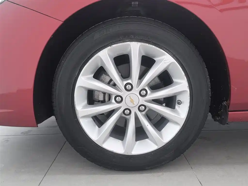 Chevrolet Cruze 2018 320 Automatic Pioneer Sunroof Edition фото 17