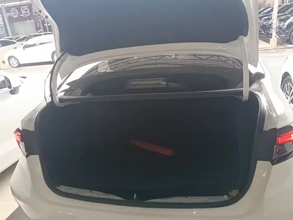 Toyota Allion 2022 2.0L Pioneer Edition фото 19