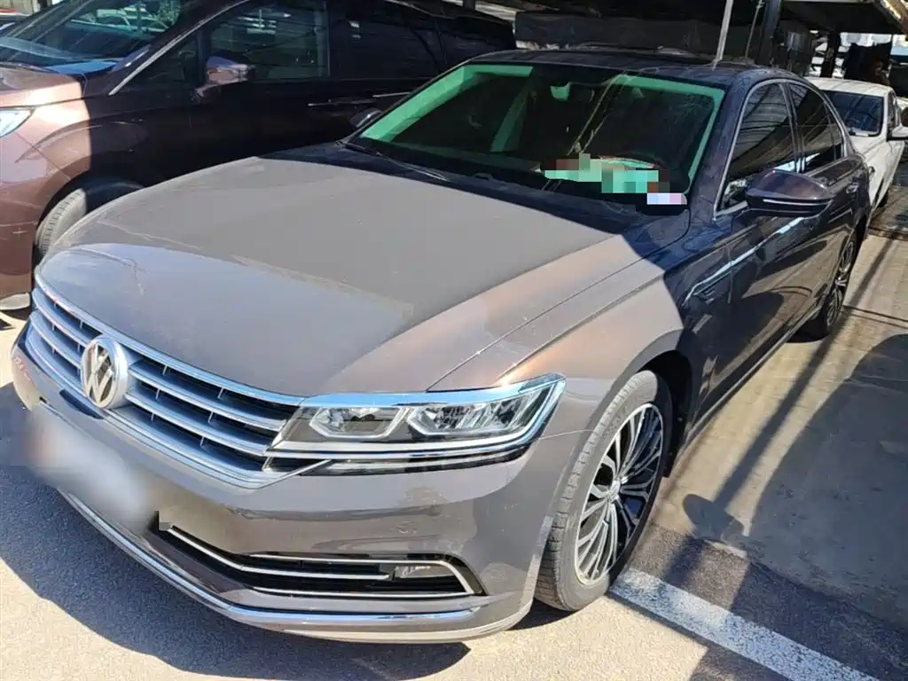 Volkswagen Phideon 2018 Facelift 380TSI FWD Business