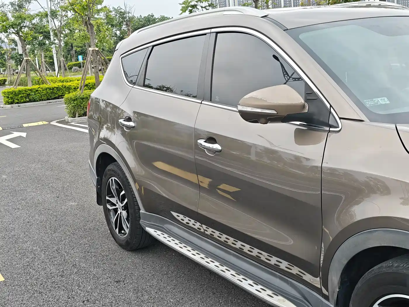 Dongfeng Fengguang Fengguang 580 2018 2017 1.5T CVT Smart Edition
