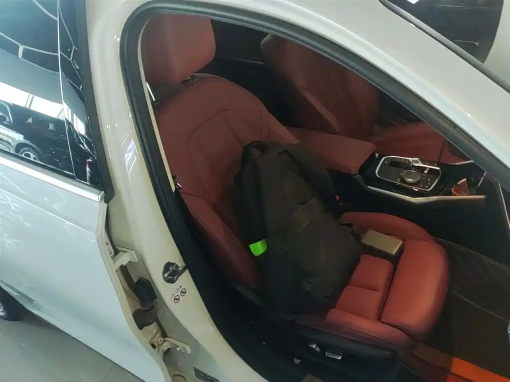 BMW i3 2022 eDrive 35 L фото 25