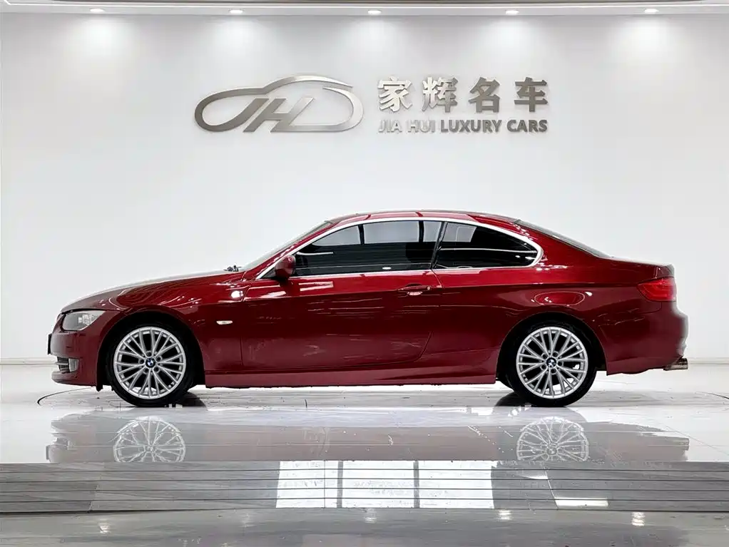 BMW 3 Series (Import) 2011 320i Coupe фото 4