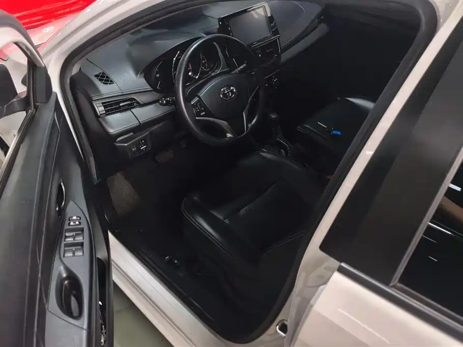 Toyota Vios 2022 1.5L CVT Venture CARE Edition фото 9
