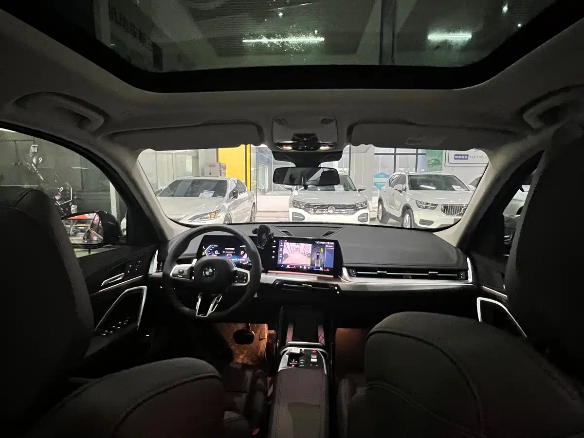 BMW X1 2024 sDrive25Li M Sport Package фото 11