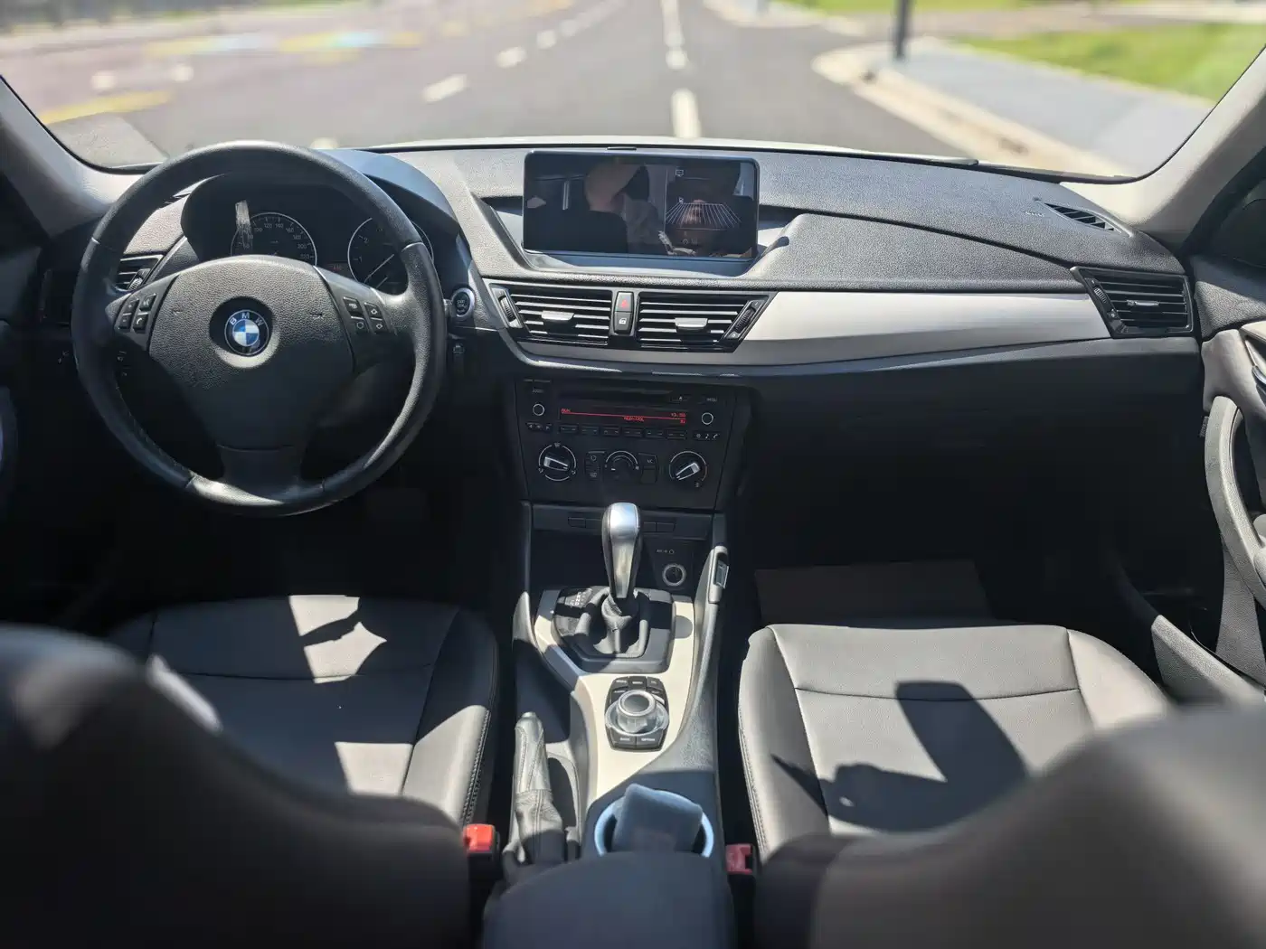 BMW X1 2013 sDrive18i Fashion фото 8