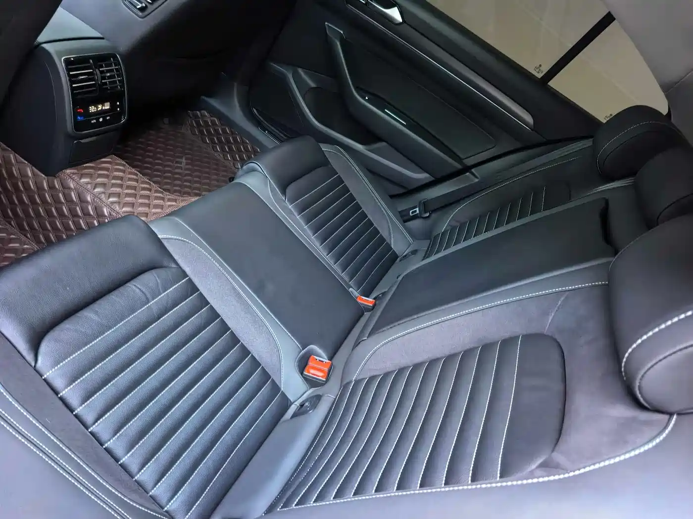 Volkswagen Magotan 2020 280TSI DSG Comfort фото 21