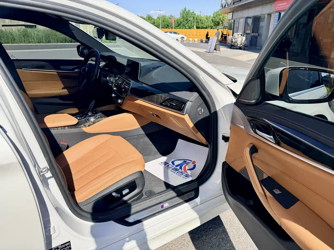 BMW 5 Series 2020 530Li Exclusive M Sport Package фото 6