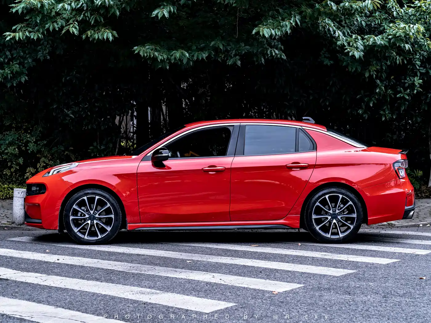 Lynk & Co 03 2019 2.0TD Auto Power Version фото 2