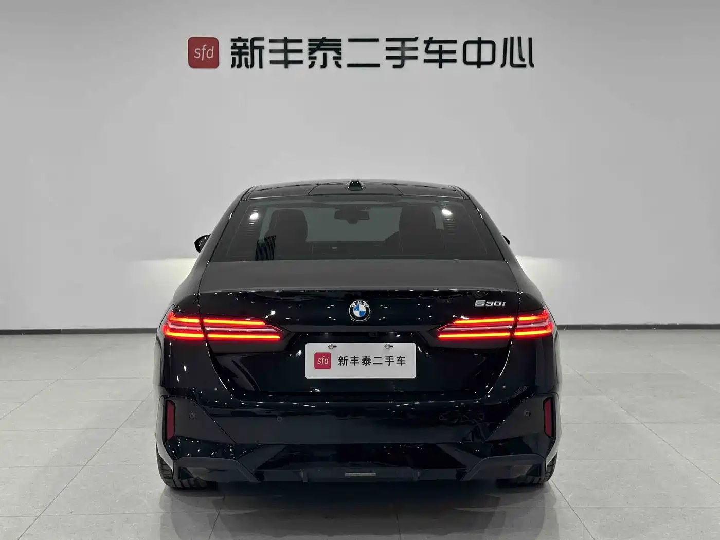 BMW 5 Series (Import) 2025 2024 530i Leading Model M Sport Package