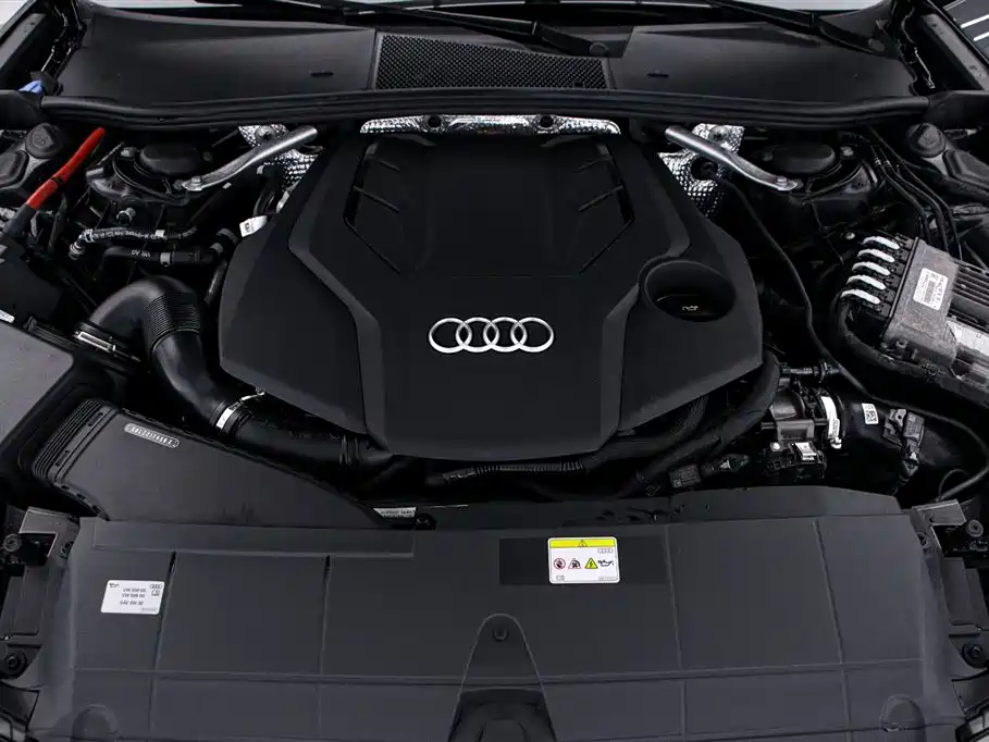 Audi A6L 2023 55 TFSI quattro Exclusive Elegance фото 17