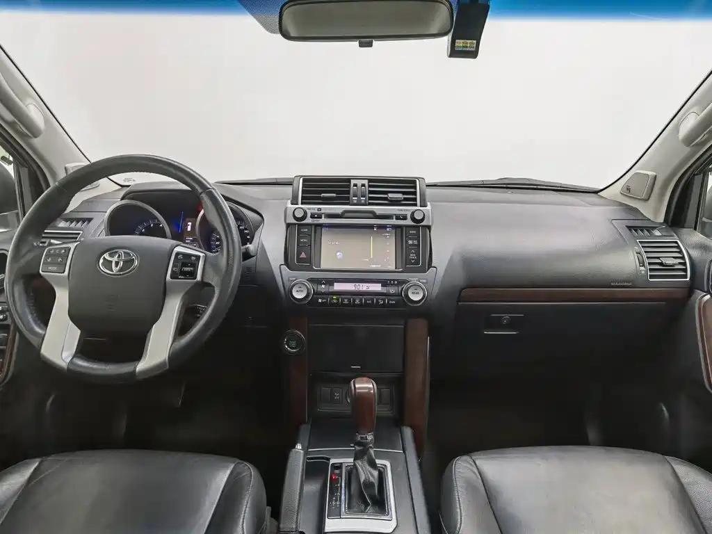 Фото 5 - Toyota Prado