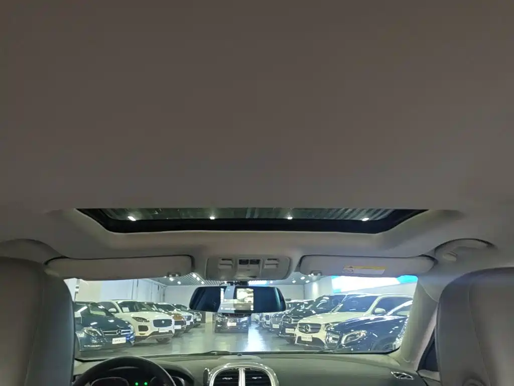 Chevrolet Malibu 2014 2.0L Automatic Luxury фото 18