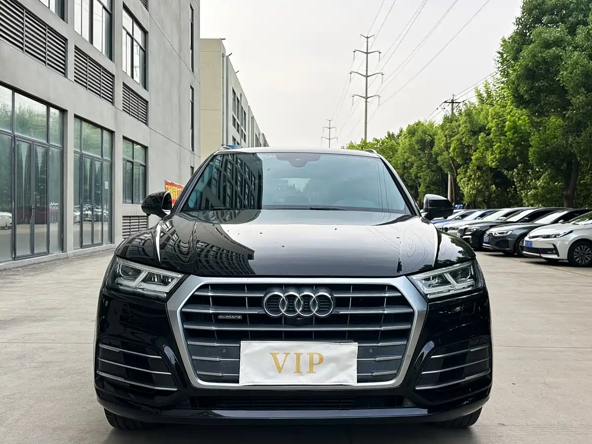 Audi Q5L 2018 45 TFSI Exclusive Fashion (China V) фото 2