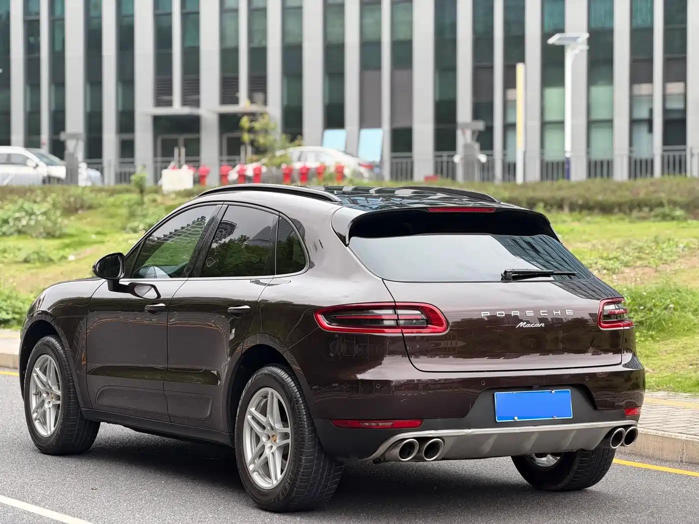 Porsche Macan 2017 Macan 2.0T фото 14