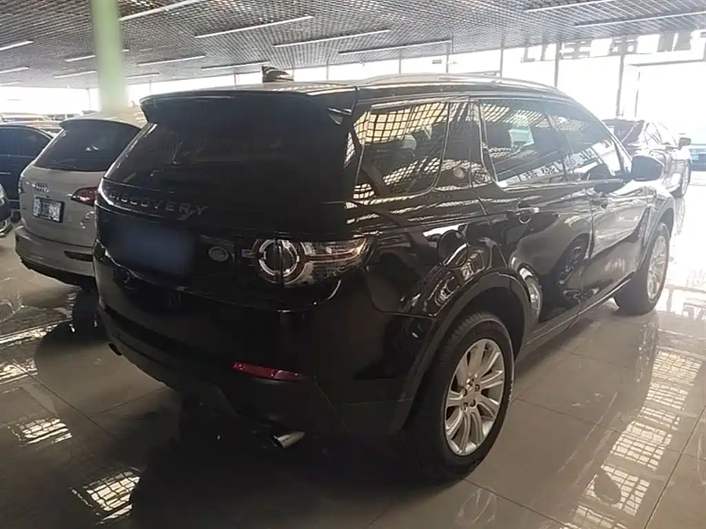 Land Rover Discovery Sport 2017 2.0T SE фото 7