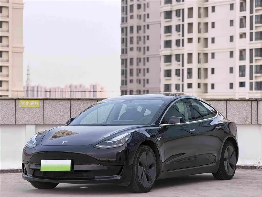 Tesla Model 3 2020